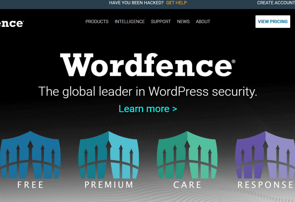 Wordfence 2026 dashboard review showing the Web Application Firewall status, real-time attack blocking, and malware scan results.